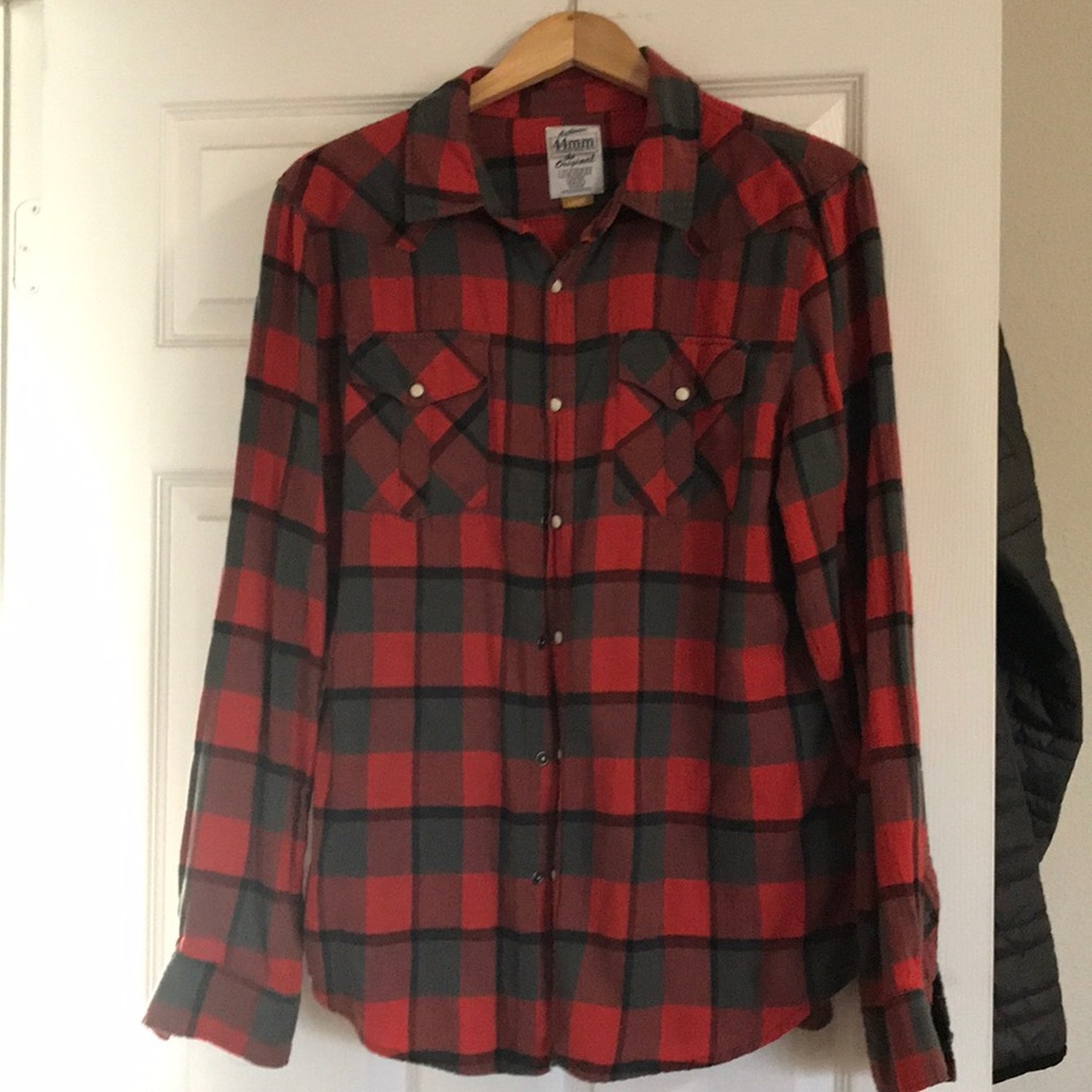 Legendary Goods Pearl Snap shirt sz large
